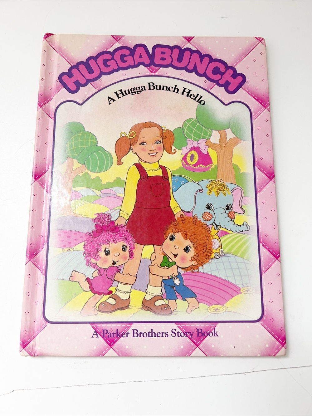 Hugga Bunch A Hugga Bunch Hello - A Parker Brothers Story Book Hardcover 1985